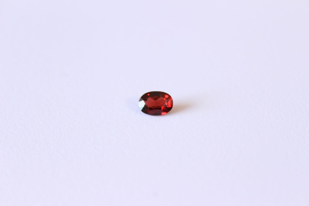Grenat Almandin 0.9 cts