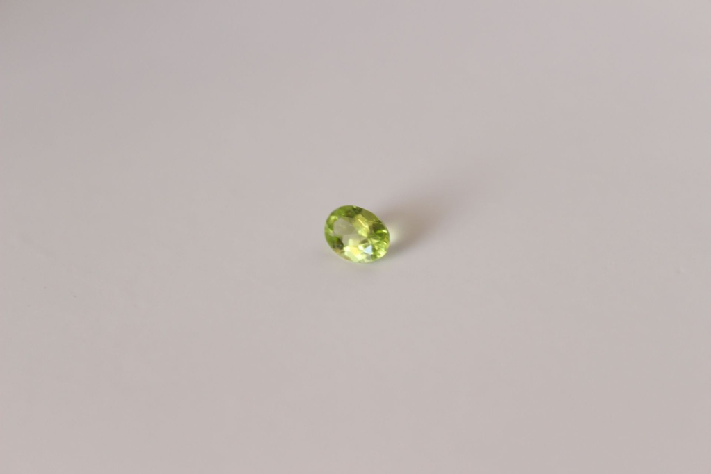 Péridot 0.75 cts