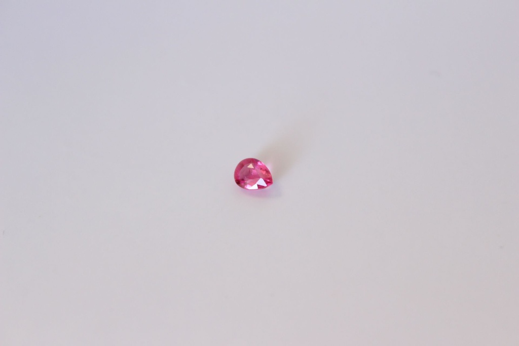 Spinelle Hot Pink 0.40 cts
