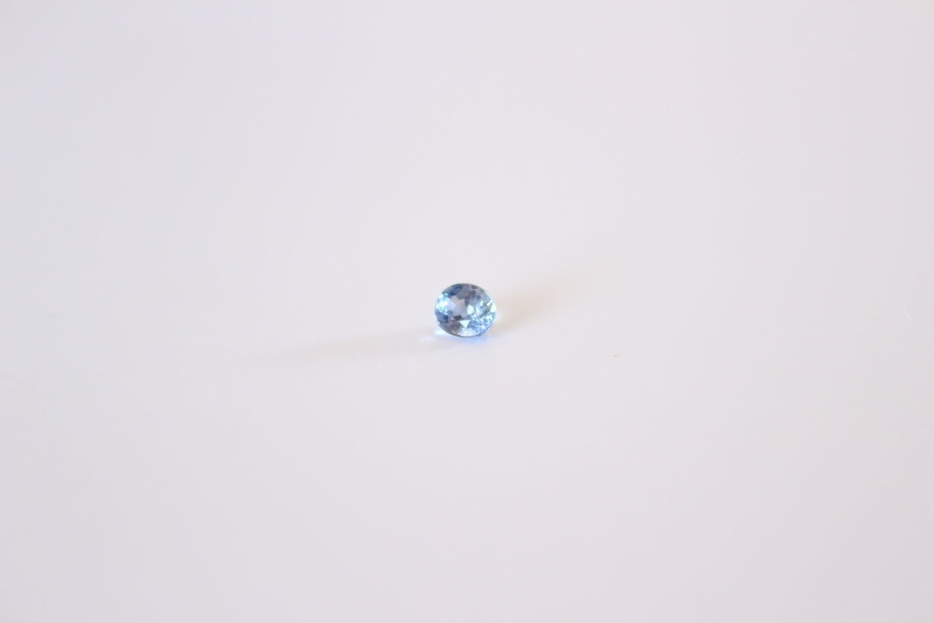 Saphir Bleu moyen 0.6cts